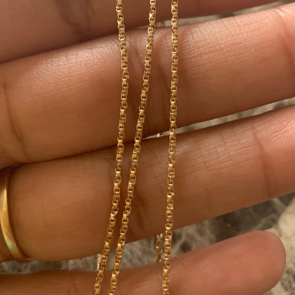 10k Gold Diamond Cut Box Chain - 16"